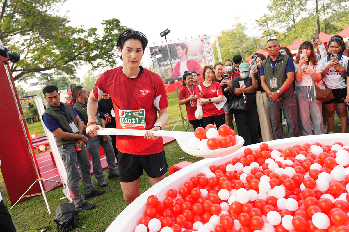 PhotoStory-เก้า นพเก้า นำทีมวิ่งเริ่มต้นวันดีๆ ในงาน “เนสกาแฟ รัน 2026”