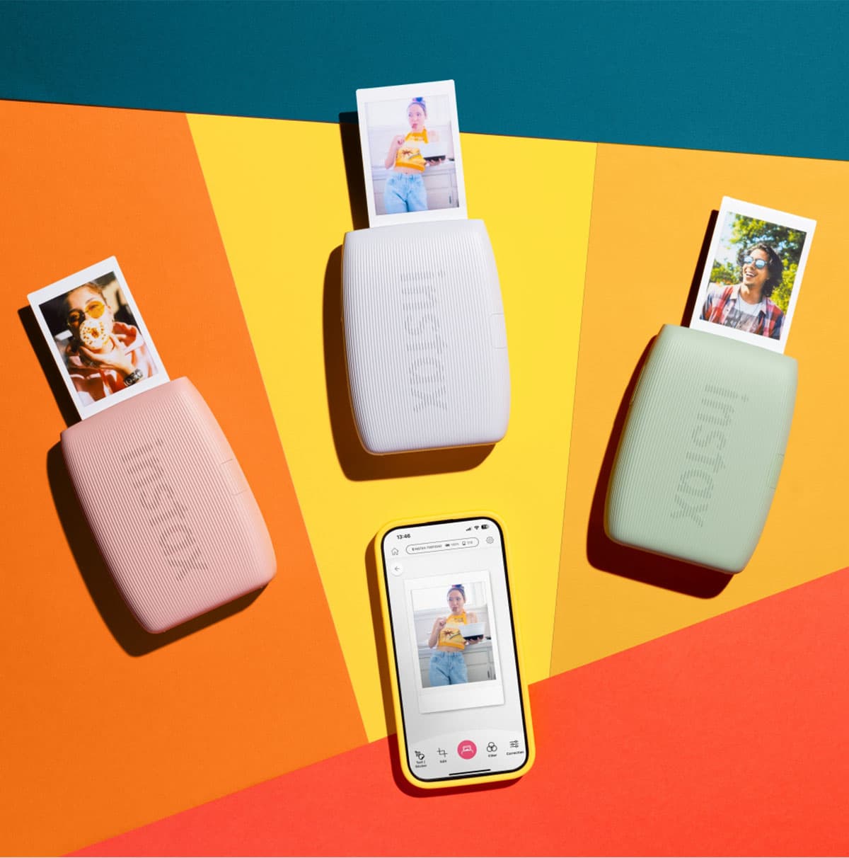 new_instax_mini_link_3_SPACEBAR_Photo01_672a80f314.jpg
