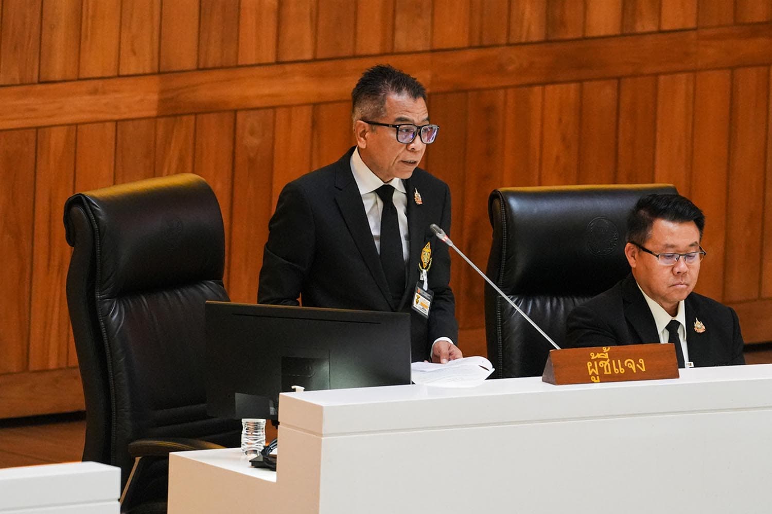 สภาฯ ถกรายงาน ‘กกต.’ ปี 67-68 ‘พริษฐ์’ ซัด กกต.จงใจใช้ดุลยพินิจต่างตอบแทน มองไม่เห็นขบวนการ ‘ฮั้ว’
