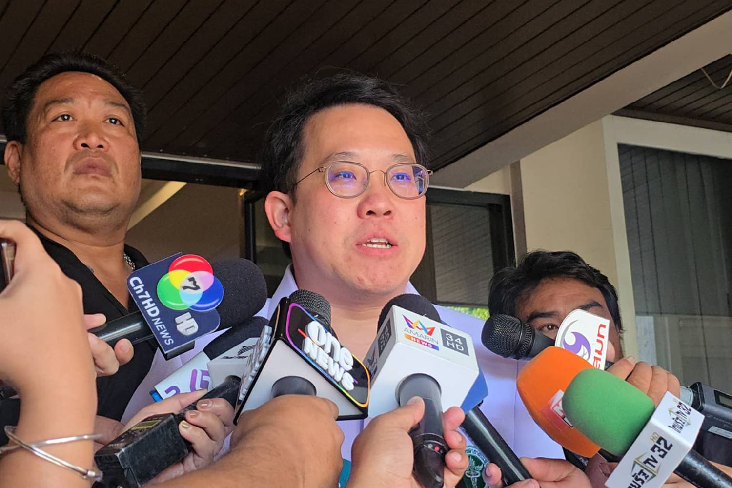 ‘พัฒนา’ เมิน ‘บิ๊กโจ๊ก’ ปูด ตัวเลขผู้เสียชีวิตน้ำท่วมใต้