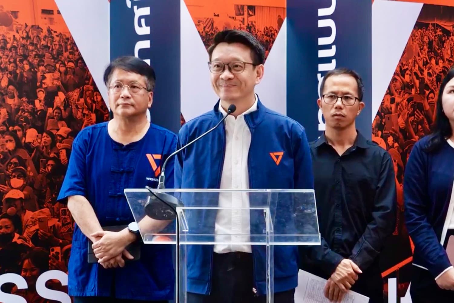 ‘พรรคส้ม’ จ่อเช็กบิลงูเห่า! ชี้ ‘ขับออก’ ไม่เป็นประโยชน์