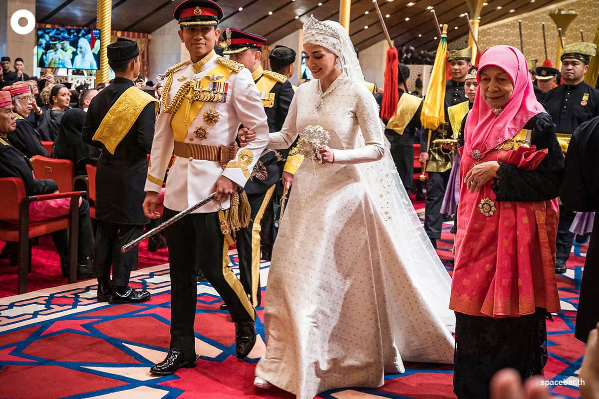 photo_story_prince_mateen_wedding_SPACEBAR_Photo00_c149b89dc5.jpg