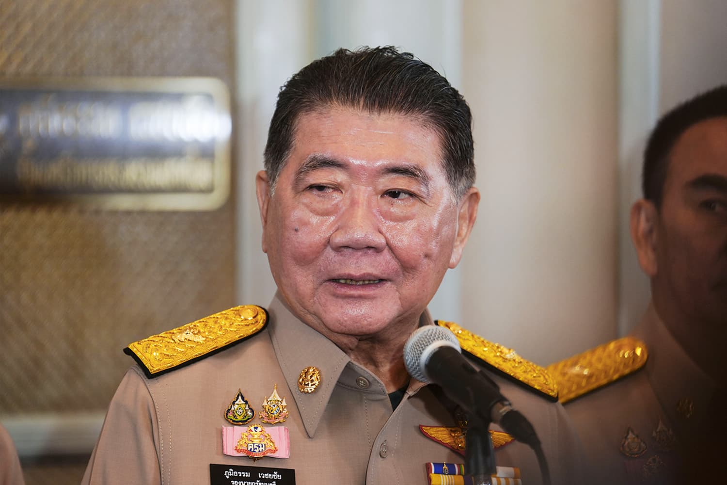 ‘ภูมิธรรม’ ยัน เข้มงวดเป็นพิเศษ! หลังจับ ‘สายลับ BHQ’ ได้