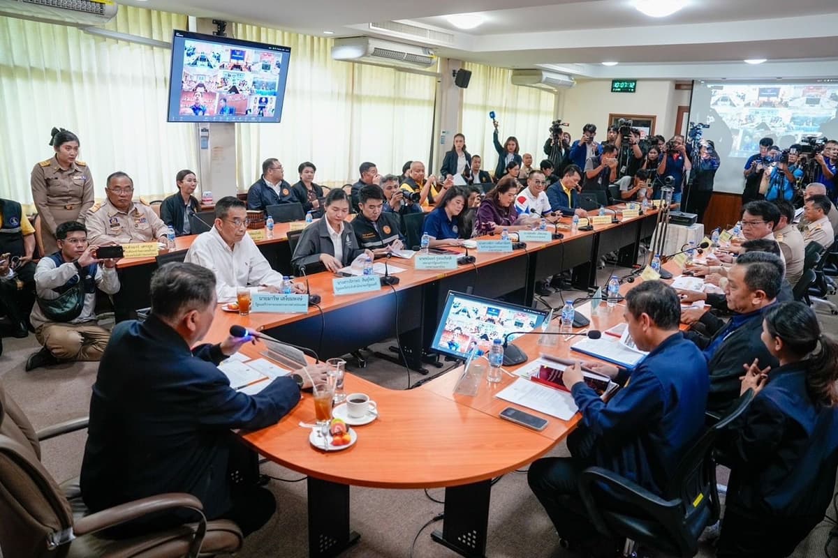 phumtham-meeting-9aug25-SPACEBAR-Photo01.jpg