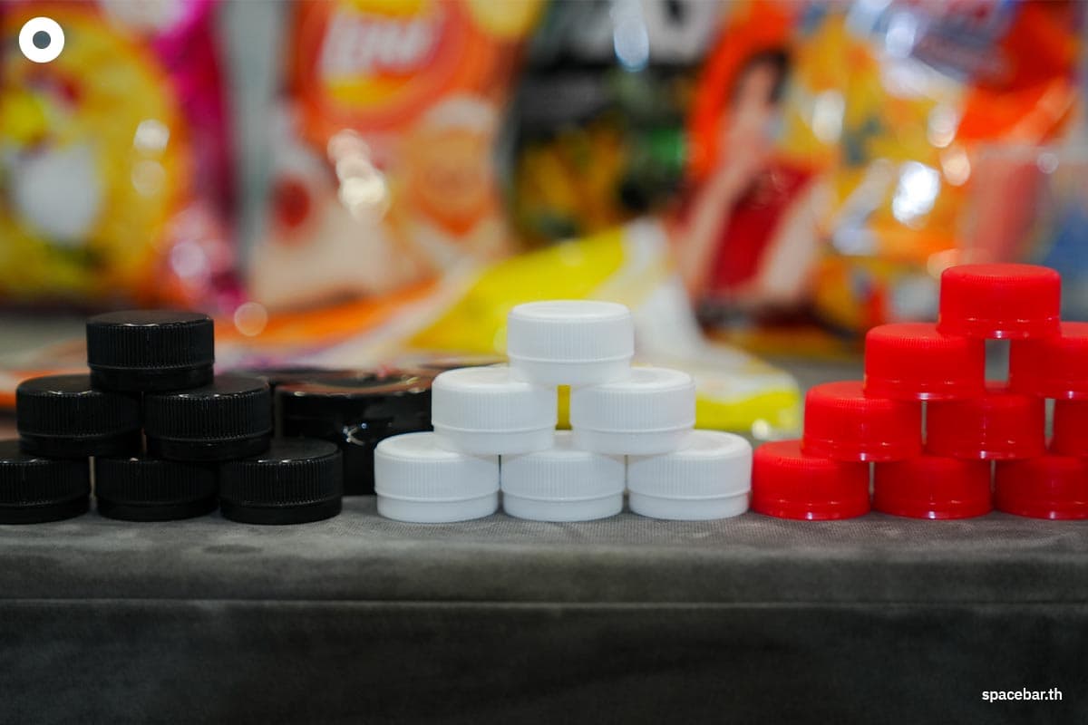 plastic-supply-thailand-SPACEBAR-Photo06.jpg