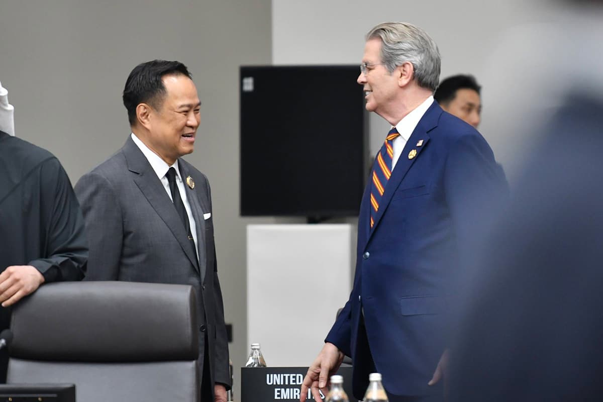 pm-anutin-apec-session1-31oct25-SPACEBAR-Photo03.jpg