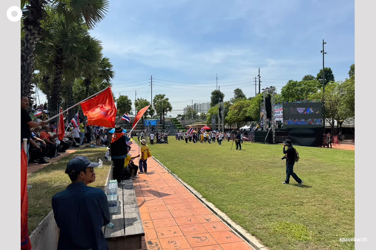 protesters-pressure-cancel-mou43-44-and-oust-pm-SPACEBAR-Photo03.jpg