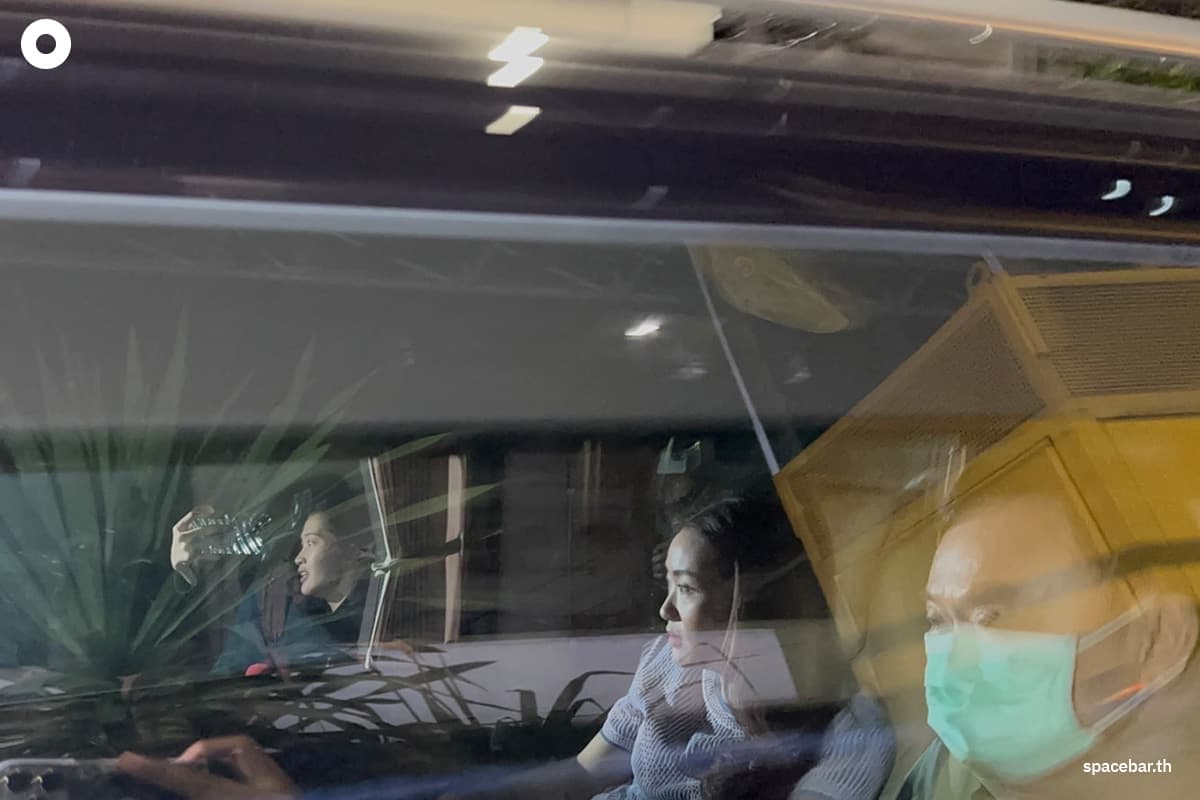 read_thaksin_eyes_SPACEBAR_Photo04_0d7557deb4.jpg