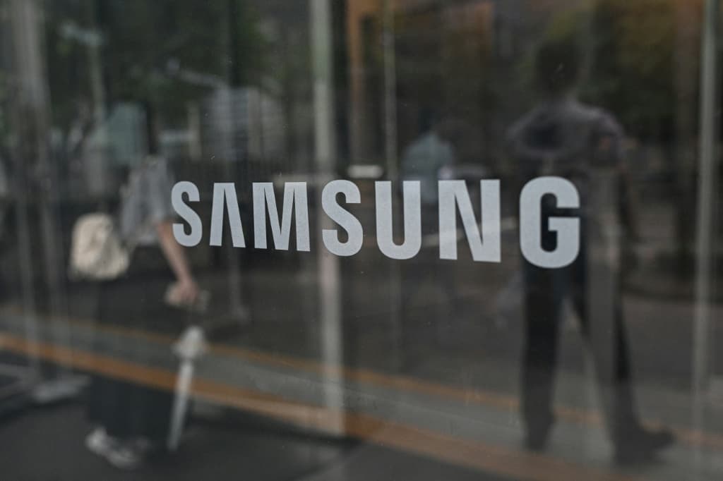 Samsung เปิดตัวสมาร์ตโฟนพับได้รุ่นใหม่ ราคาแพงขึ้นจากต้นทุน AI