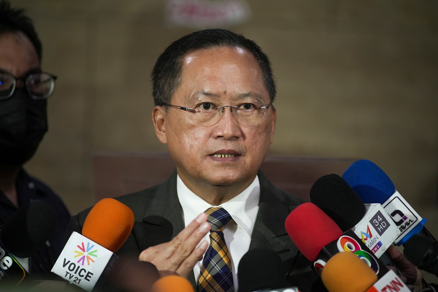 select_new_senator_8jun2024_SPACEBAR_Hero_d193c8c9b2.jpg
