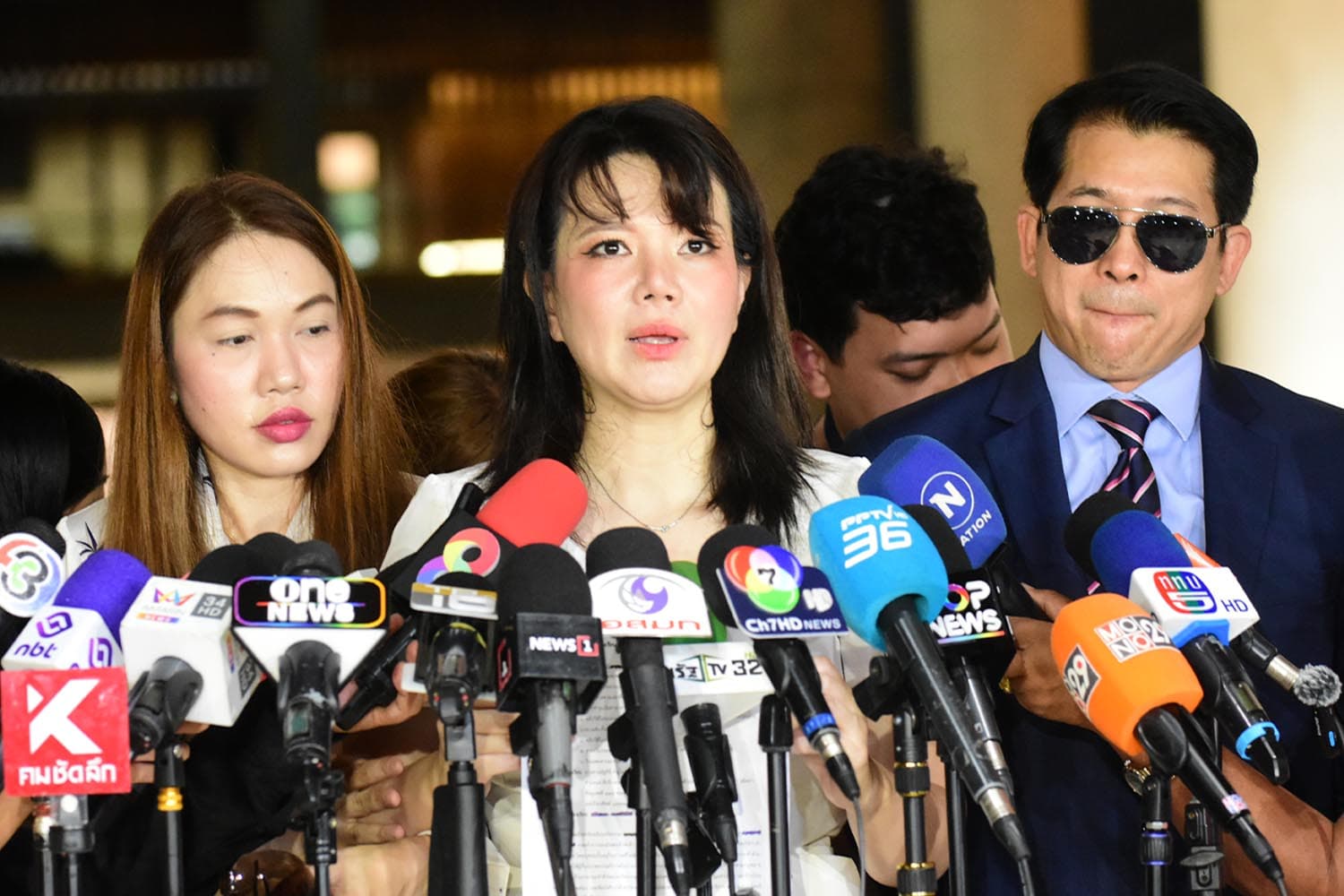 ‘สาวอดีตคนสนิท สว.’ ยื่นสอบจริยธรรม ‘สว.หื่น’ หลังถูกล่วงละเมิด ลั่นเปิดหน้าขอความเป็นธรรม
