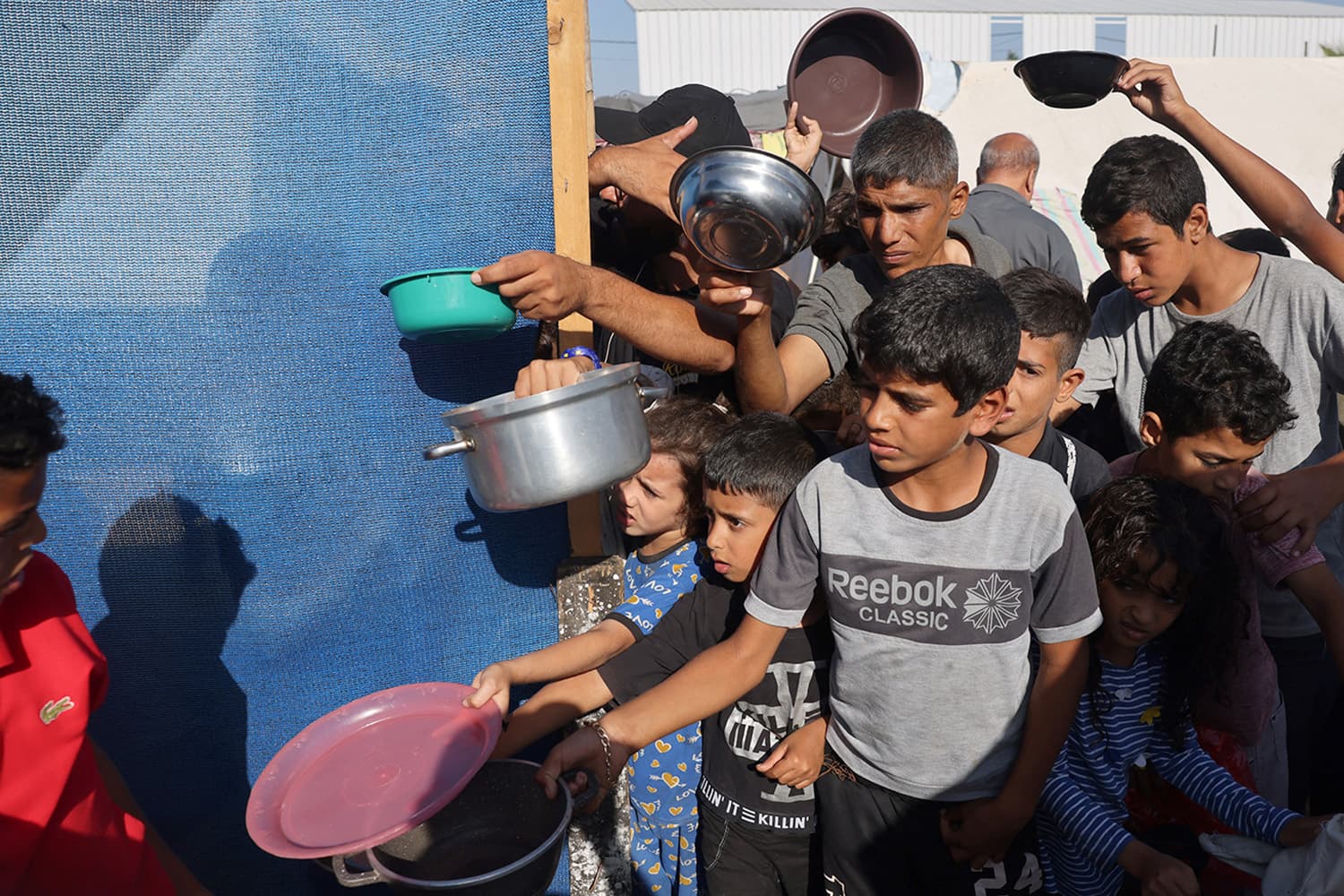 starvation_as_weapon_of_war_in_gaza_amid_israeli_siege_SPACEBAR_Hero_ca1844750f.jpg