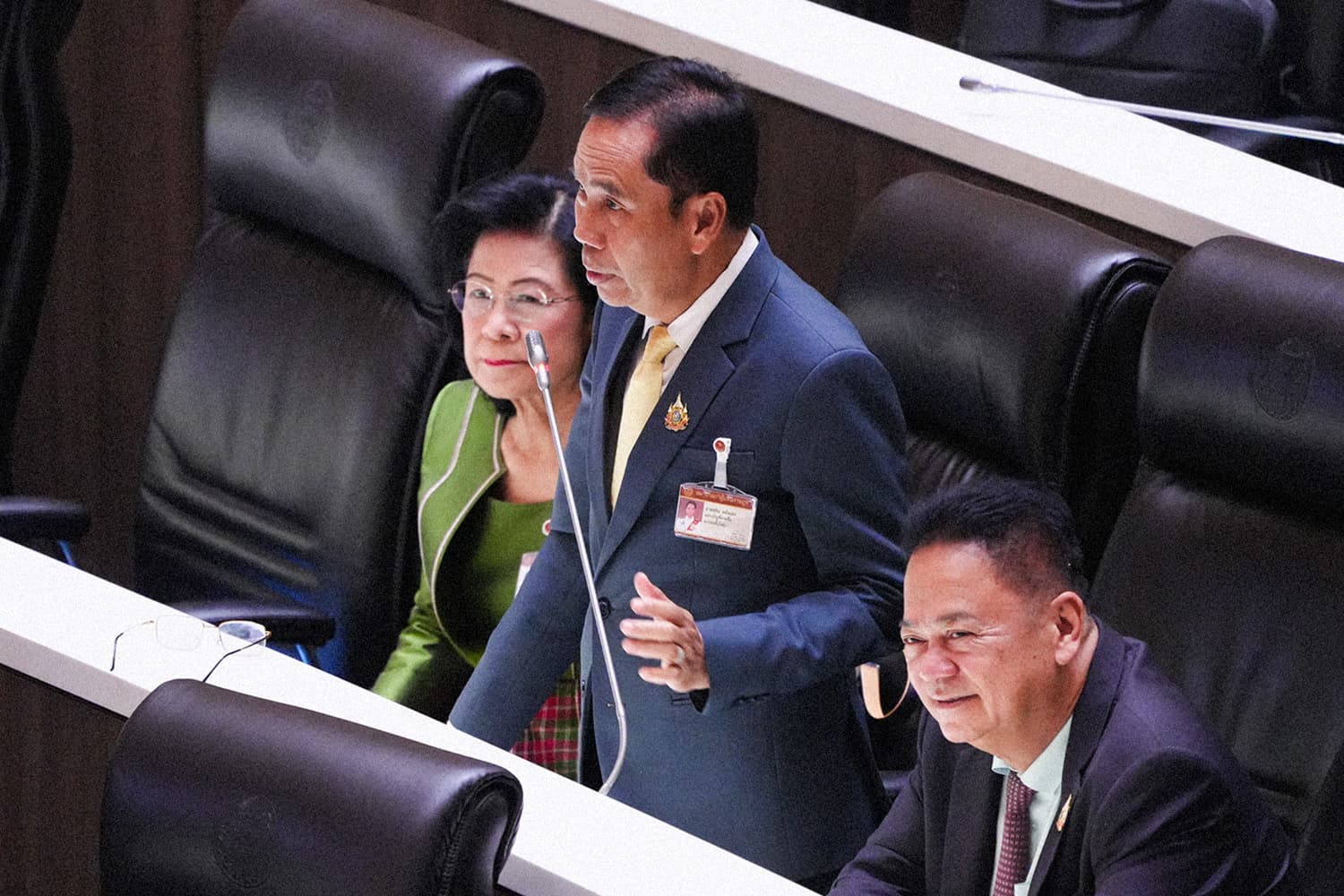 ‘สุทิน’ หนุนรื้อทิ้ง ‘รธน.ปี 60’ เตือน ‘ปชน.’ อย่าไว้ใจพรรคที่ไม่อยากแก้รัฐธรรมนูญ