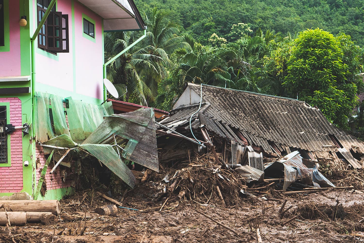 เปิดสถิติ 9 ปีภัยพิบัติซ้ำซากประเทศไทย ภาคไหนคือพื้นที่เปราะบางตัวจริง