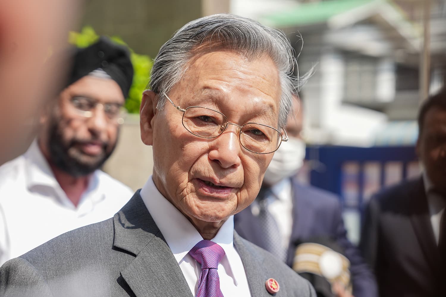 thaksin_chuan_leekpai_pheu_thai_party_SPACEBAR_Hero_38f752b9bf.jpg