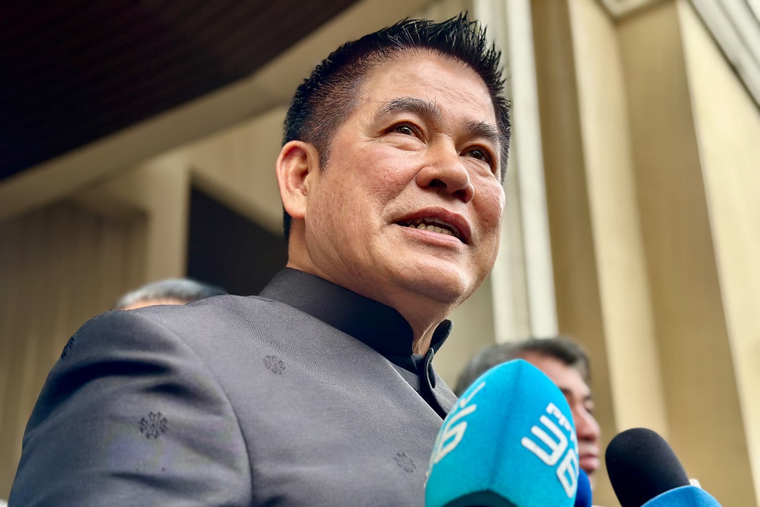 ‘ธรรมนัส’ ยังไม่ได้คุย ‘เดชอิศม์’ สะพัดซบ ‘กล้าธรรม’