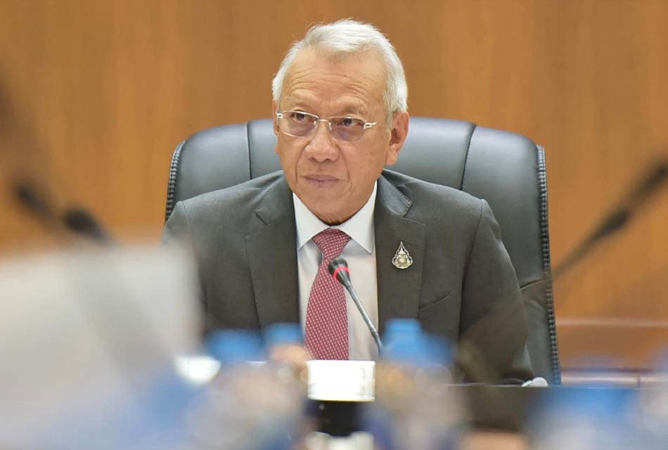 the_minister_of_tourism_SPACEBAR_Thumbnail_8d82197a7b.jpeg