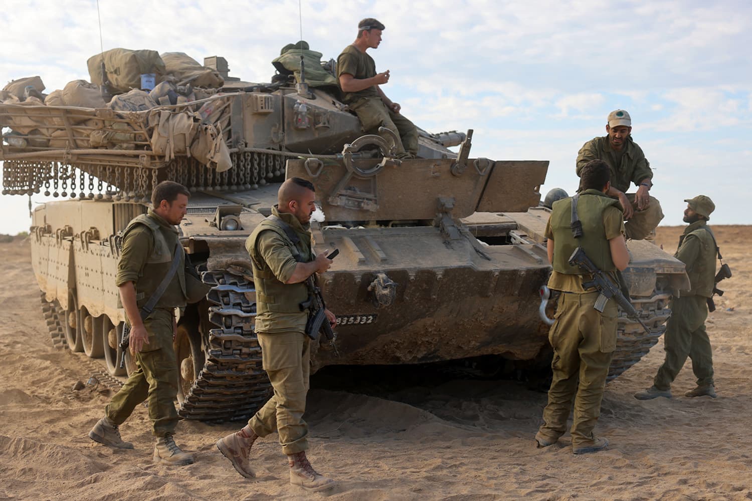 troops_will_soon_see_gaza_from_inside_SPACEBAR_Hero_ddad4652c1.jpg