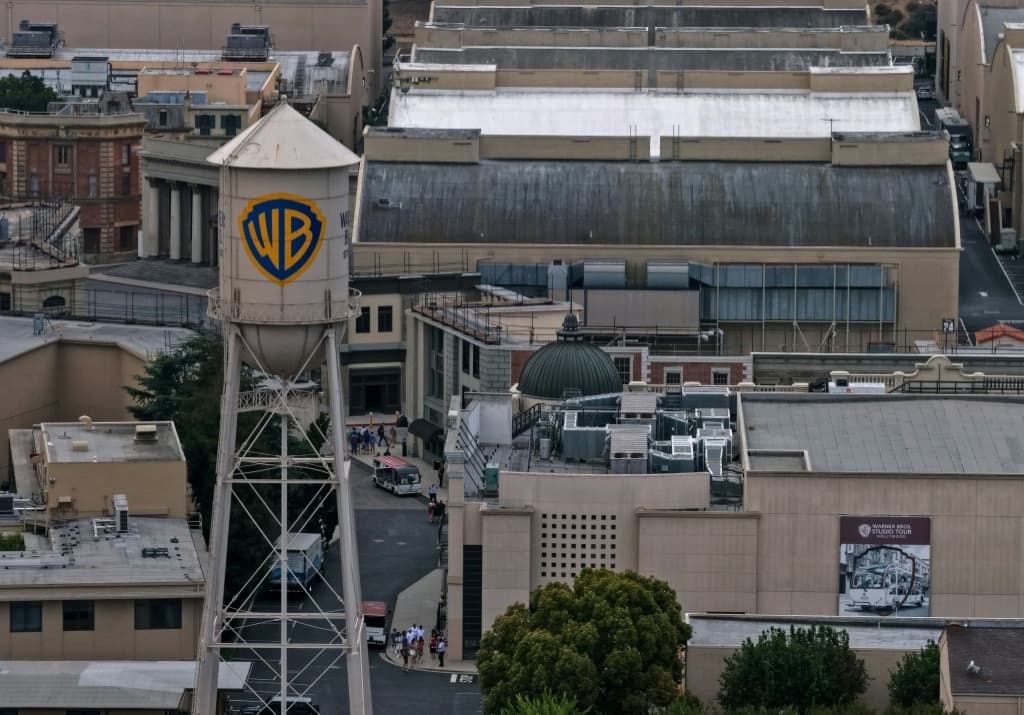 ศาลสหรัฐฯ สั่งระงับควบรวม Paramount-Warner Bros. ชั่วคราว 14 วัน