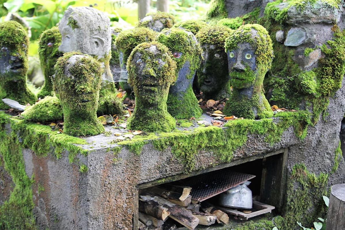 veijo_ronkkonen_garden_SPACEBAR_Photo04_cabedf7658.jpeg