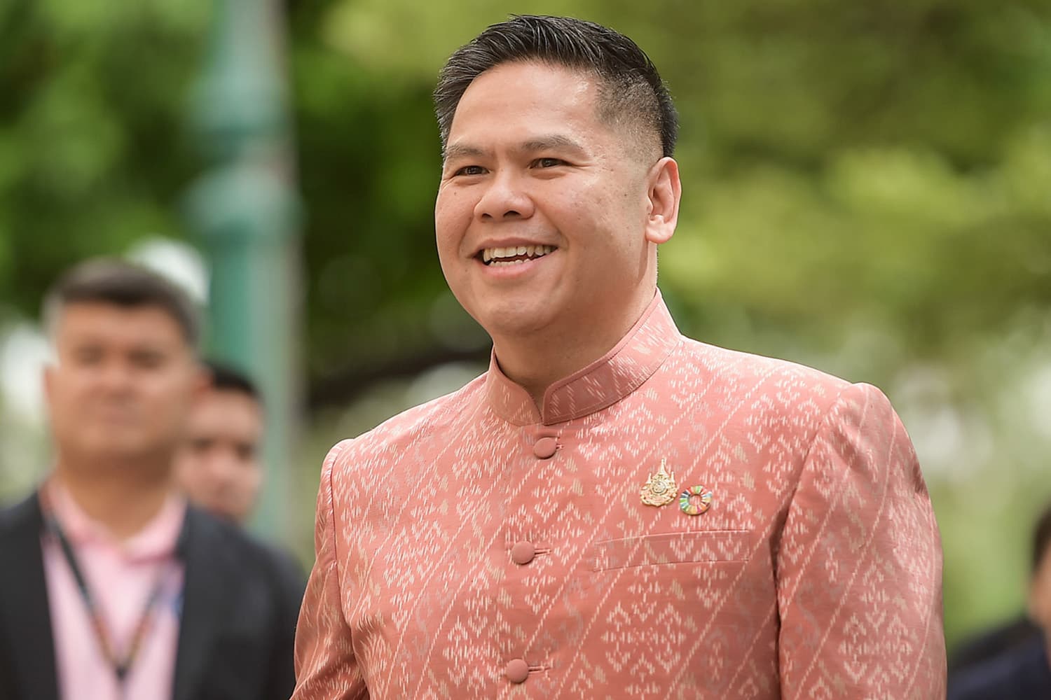 ‘วราวุธ’ หนุนยุบสภาคืนอำนาจประชาชน ผ่าทางตันทางการเมือง