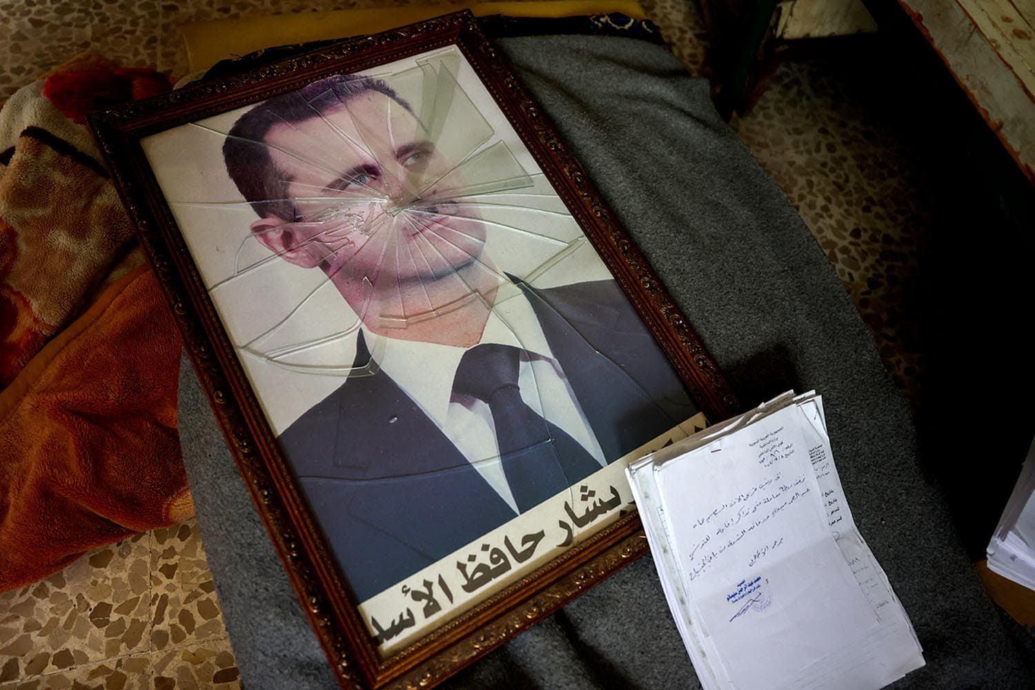 why_assad_regime_collapsed_in_syria_and_why_so_fast_SPACEBAR_Hero_8a2cc1f459.jpg
