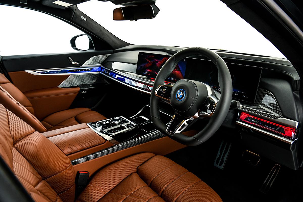 https://images.ctfassets.net/i3o8p9lzd06f/1WpCDz77RAHuQdqrISEqdh/676bfb0e1f79d88feecfcd57f6f2b1e4/BMW-Mini-Future-Mobility-Auto-Vehicles-EV-car-investor-SPACEBAR-Photo14