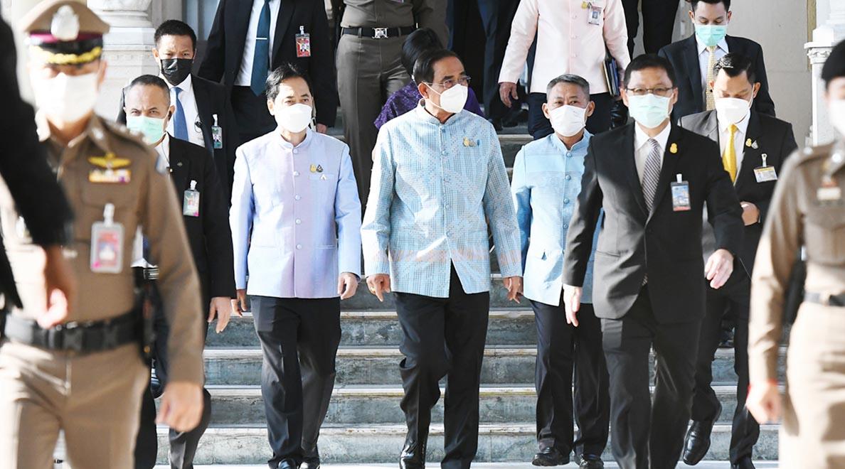 Gen-Prayuth-asked-cabinet-to-maintain-happy-atmosphere-SPACEBAR-Hero