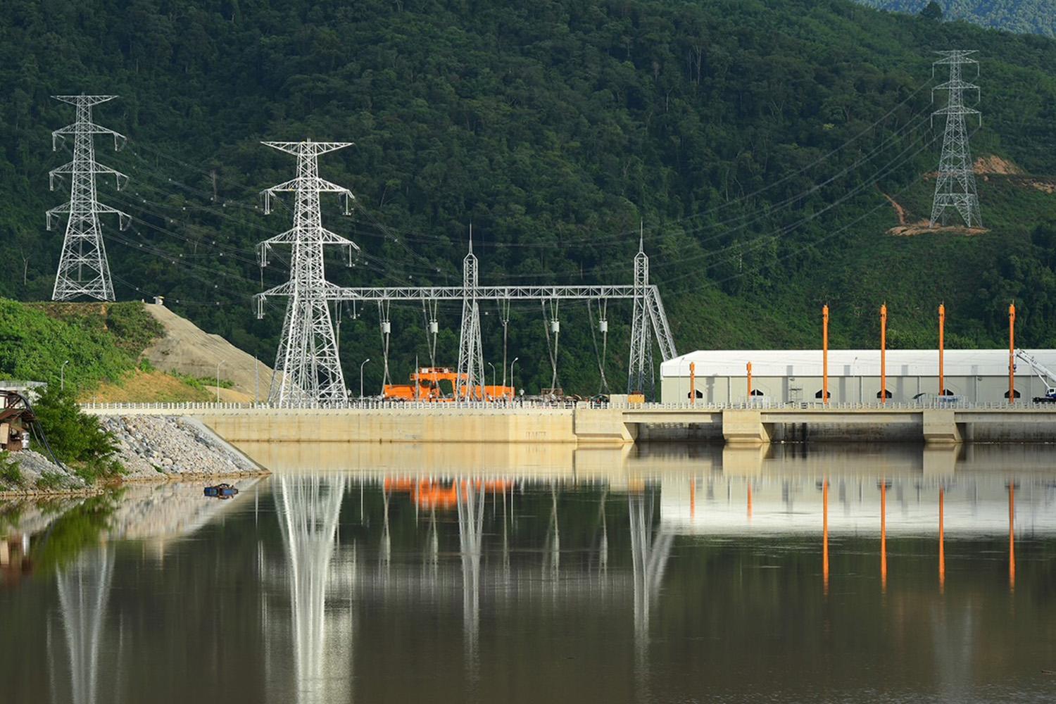 ckpower-xpcl-green-bond-lao-hydroelectric-power-plant-SPACEBAR-Hero.jpg