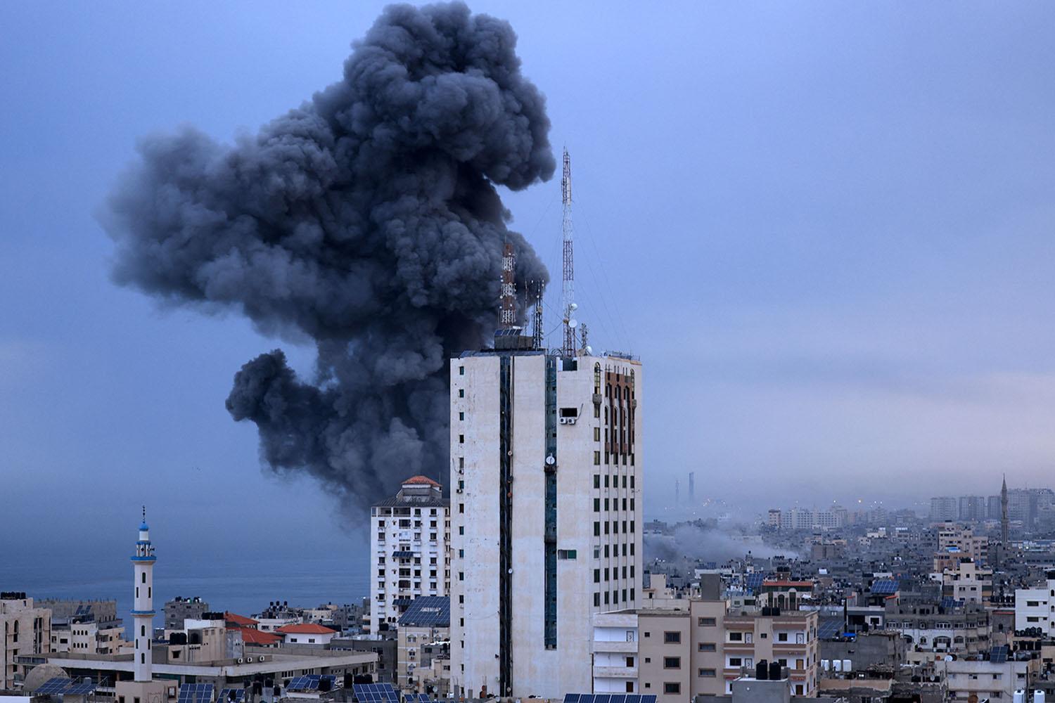oil-jumps-hamas-attack-israel-middle-east-tensions-SPACEBAR-Hero.jpg