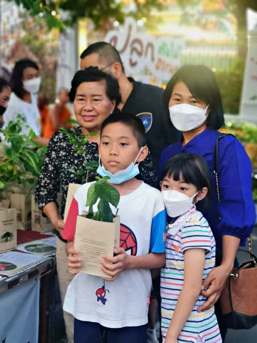 ปลูกต้นไม้ปลูธรรมะ วัดอรุณราชวรารามฯ