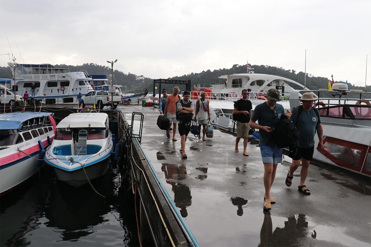 3_Andaman_provinces_join_forces_to_push_tourism_in_2025_targeting_revenue_of_800_billion_baht_SPACEBAR_Photo05_b033dfc953.jpg