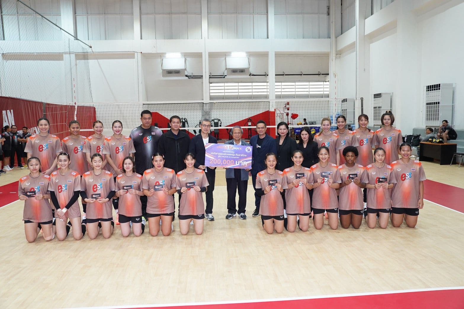พิชญ์ โพธารามิก มอบ 1 ล้านบาทต่อแมตซ์ หนุนทัพลูกยางสาวไทยสู้ศึก VNL 2026