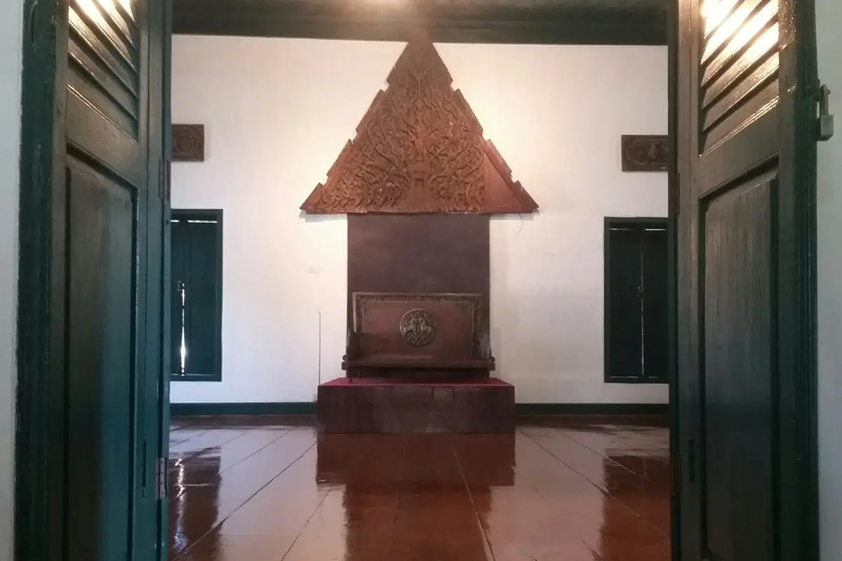 A-look-at-the-history-of-Phiman Rattaya-Throne Hall-SPACEBAR-Photo09.jpg