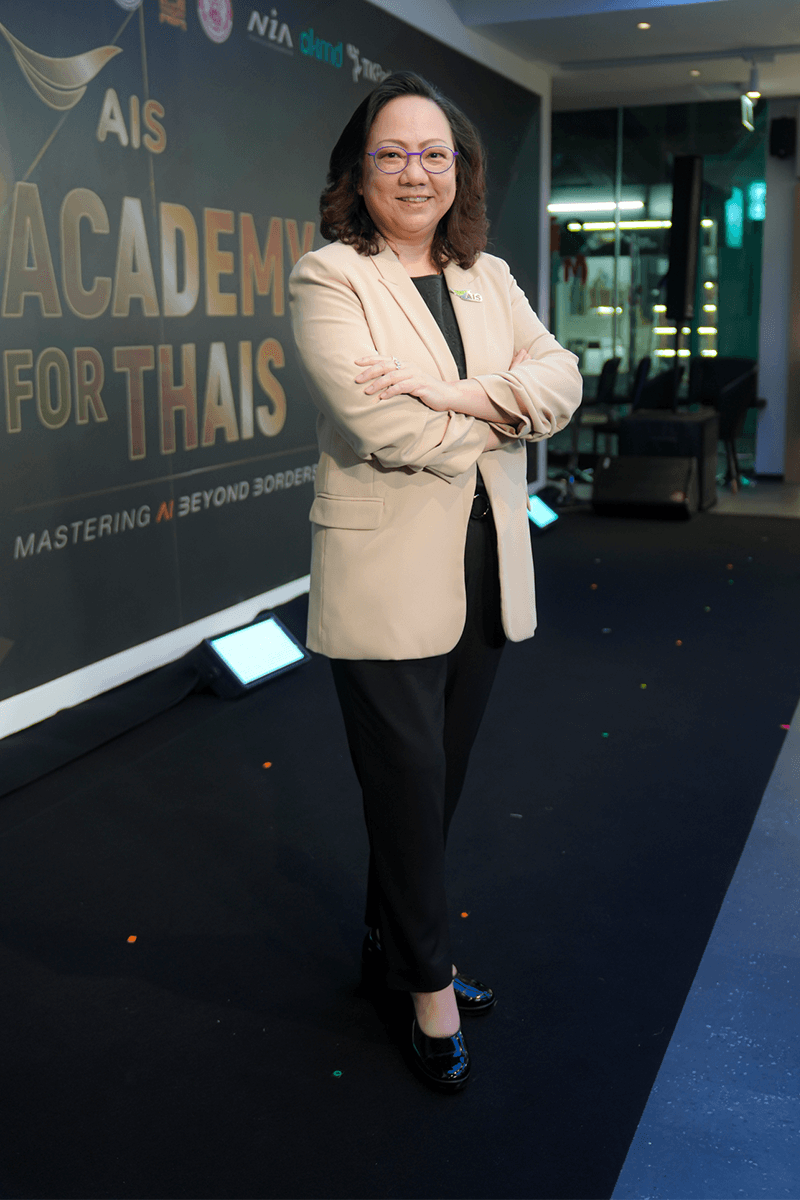 AIS-ACADEMY-Launches-MASTERING-AI-BEYOND-BORDERS-Cultivating-Thai-People-into-AI-Creators-SPACEBAR-Photo-V01.png