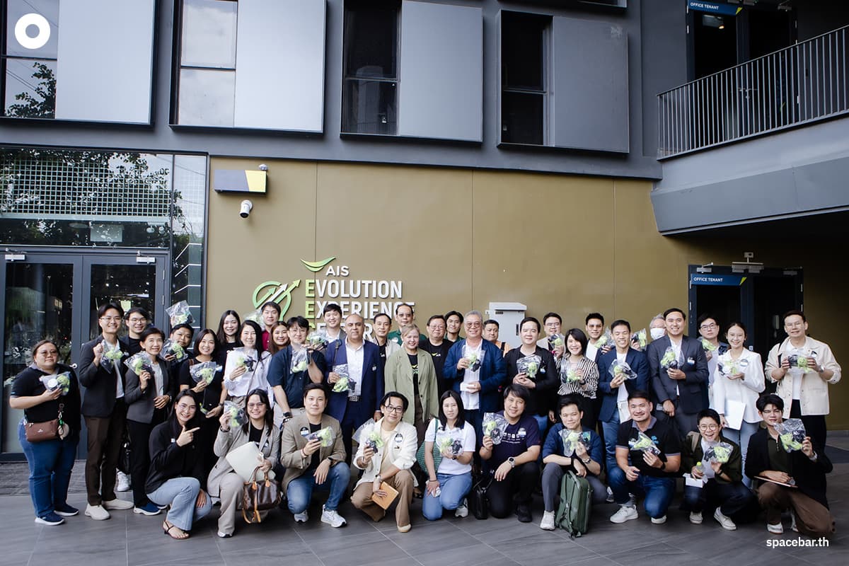 AIS-Infinite-SMEs-Supporting-Thai-Tech-SMEs-Scale-Up-AI-Ecosystem-SPACEBAR-Photo02.jpg