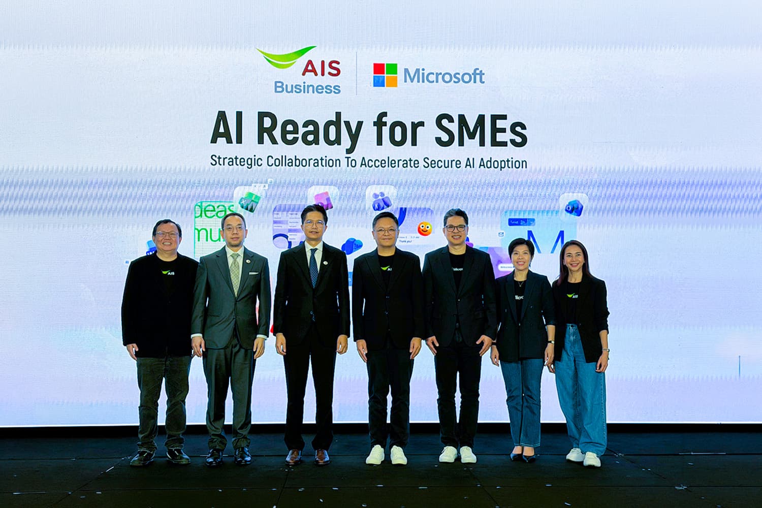 AIS ไมโครซอฟท์ หนุน SMEs ใช้ AI