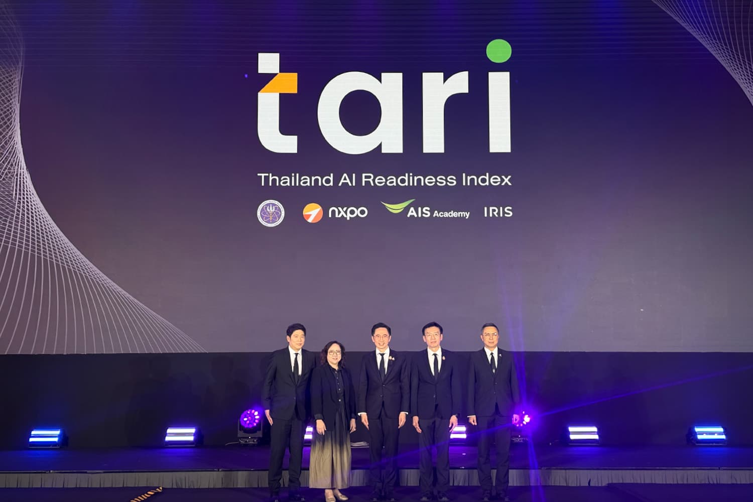 AIS จุดพลุ TARI ดัชนีความพร้อม AI แห่งชาติ