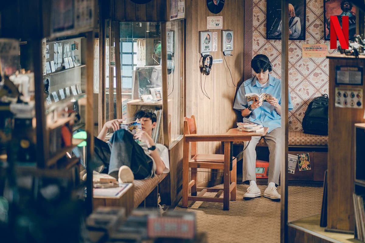 A_Time_Called_You_The_Left_Out_And_Seo_Ji_Won_SPACEBAR_Photo05_33f4ffd087.jpeg