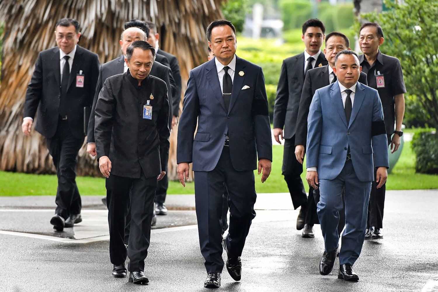 ปม ‘ยุบสภา’ ไม่ยืนยัน ‘อนุทิน’ พร้อมแจง ‘โยกเงินหมื่น’ ยุคเศรษฐา