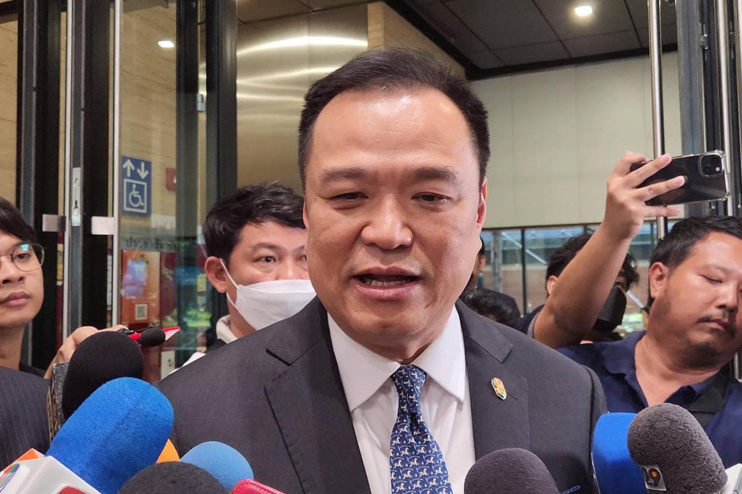 Anutin_disclose_Pheuthai_Party_do_not_contact_Bhumjaithai_Party_for_join_the_government_SPACEBAR_Hero_3e06e70bef.jpeg