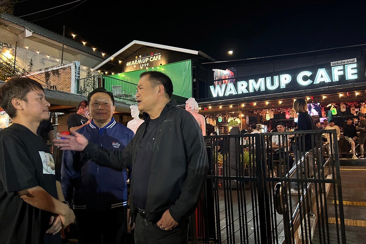 Anutin_goes_to_inspect_entertainment_venues_in_Chiang_Mai_Province_SPACEBAR_Photo01_2e37207c8d.jpg