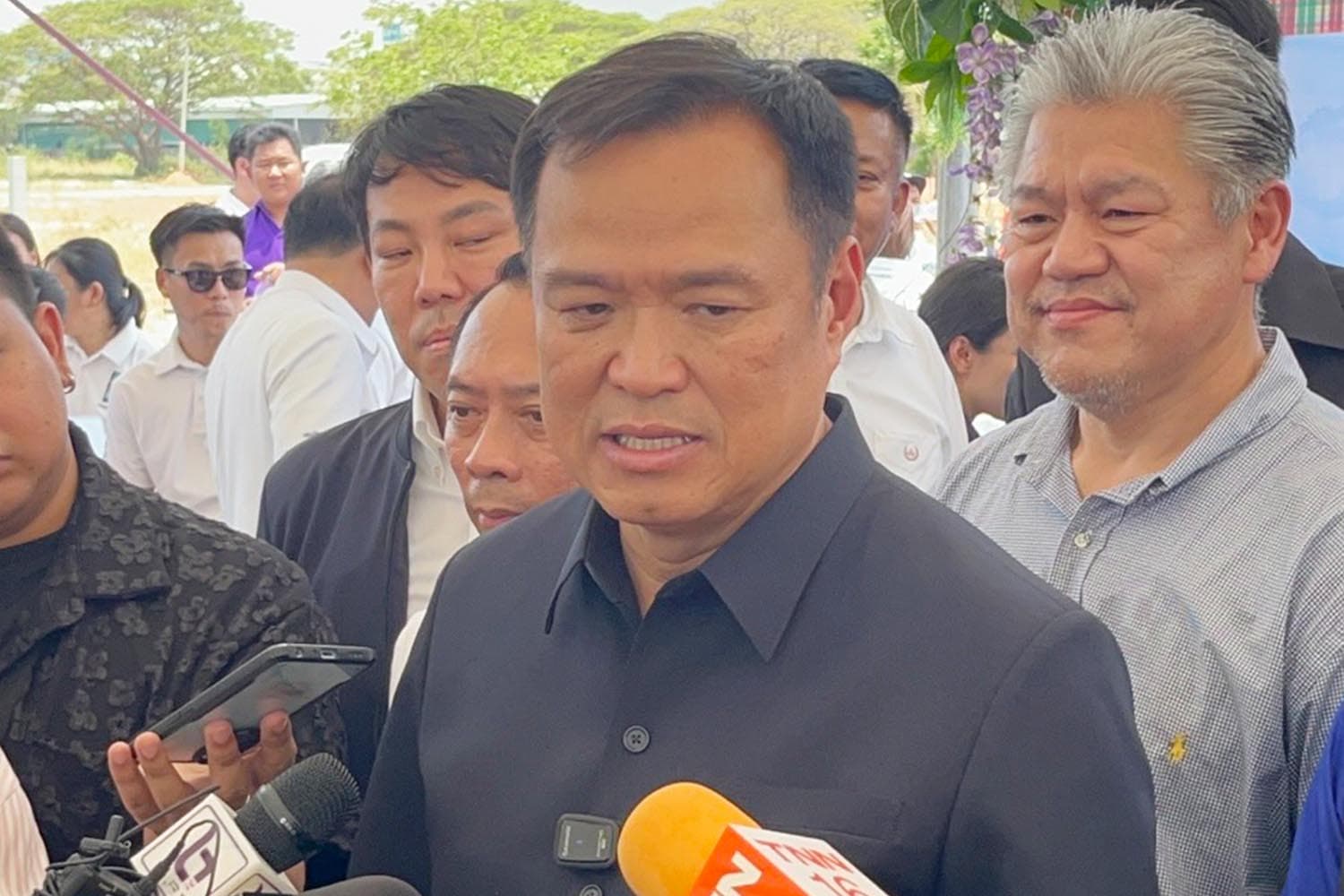 Anutin_interviewed_on_the_issue_of_Cabinet_reshuffle_in_Chaiyaphum_SPACEBAR_Hero_afc4669d7b.jpg