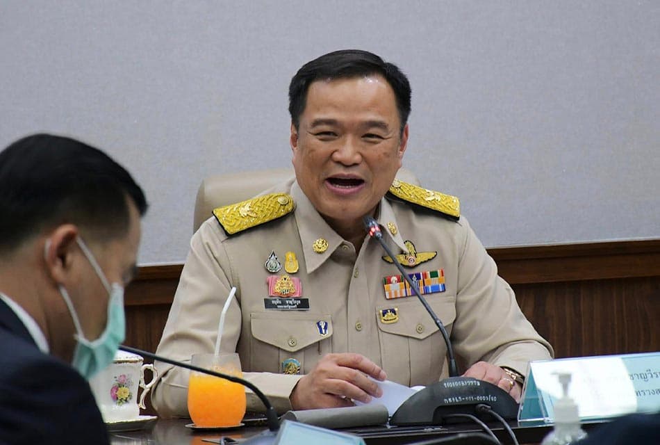 Anutin_thanked_the_village_health_volunteers_for_serving_as_a_frontline_in_taking_care_of_Thai_people_health_SPACEBAR_Th_046503a0cf.jpeg