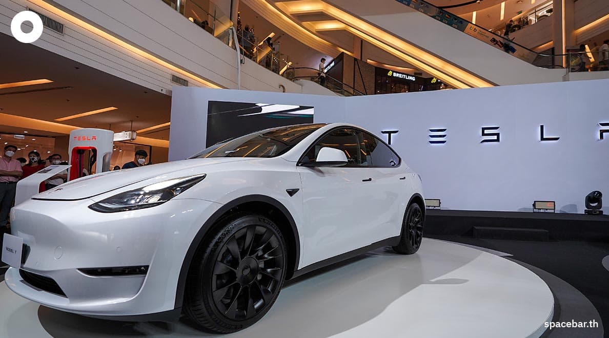 Auto_vehicles_photo_storytesla_showroom_bkk_thailand_SPACEBAR_Photo02_b76683a3d3.jpeg