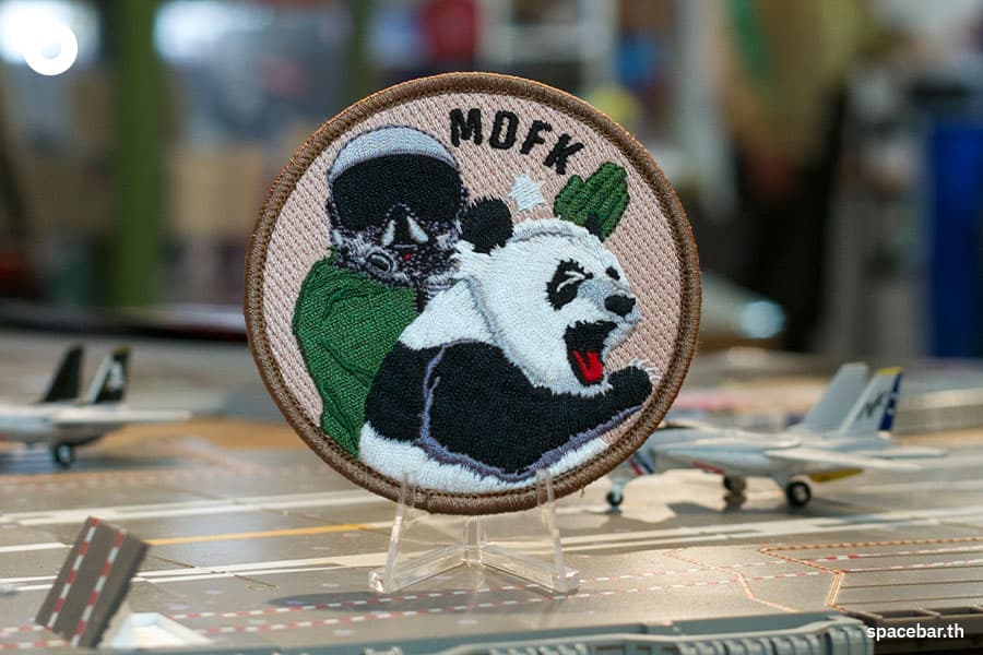 Aviation_patch_Formosan_bear_punching_Pooh_bear_SPACEBAR_Photo03_0728167c92.jpeg