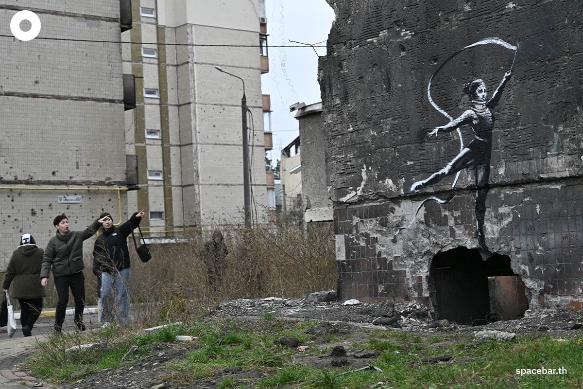 Banksy_unveils_mural_in_Ukrainian_town_liberated_from_Russians_SPACEBAR_Photo01_4a26ec8de4.jpeg
