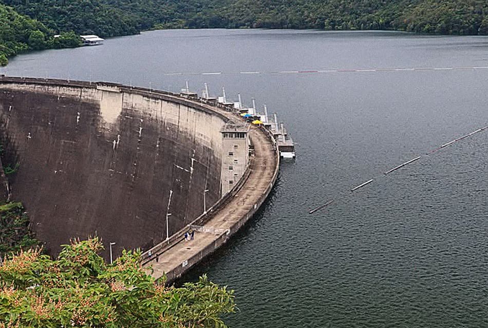 Bhumibol Dam-critical-water-level-is-nearing-full-capacity-accelerating-plans-to-increase-water-discharge-SPACEBAR-Thumb.jpg