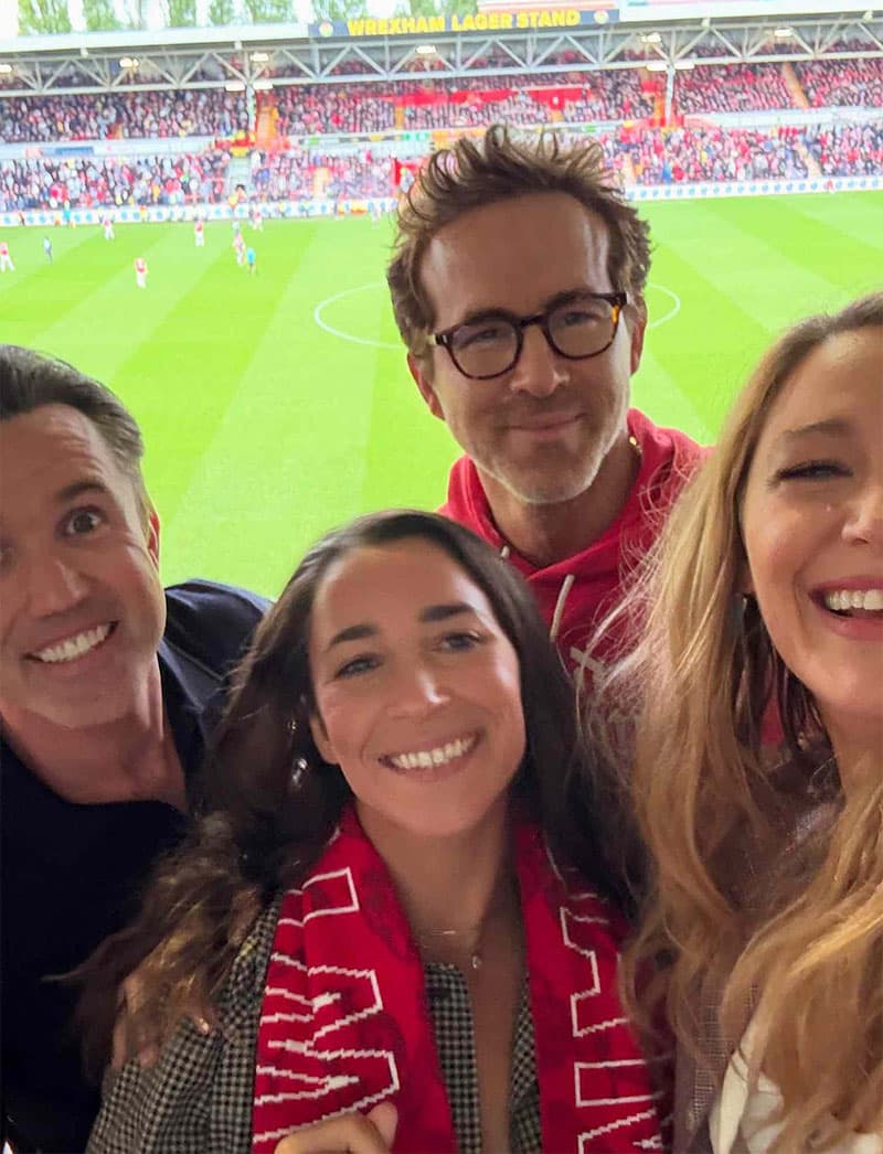 Blake_Lively_Celebrate_Ryan_Reynolds_Wrexham_Football_SPACEBAR_Photo_V01_3f9a3c6d1b.jpg