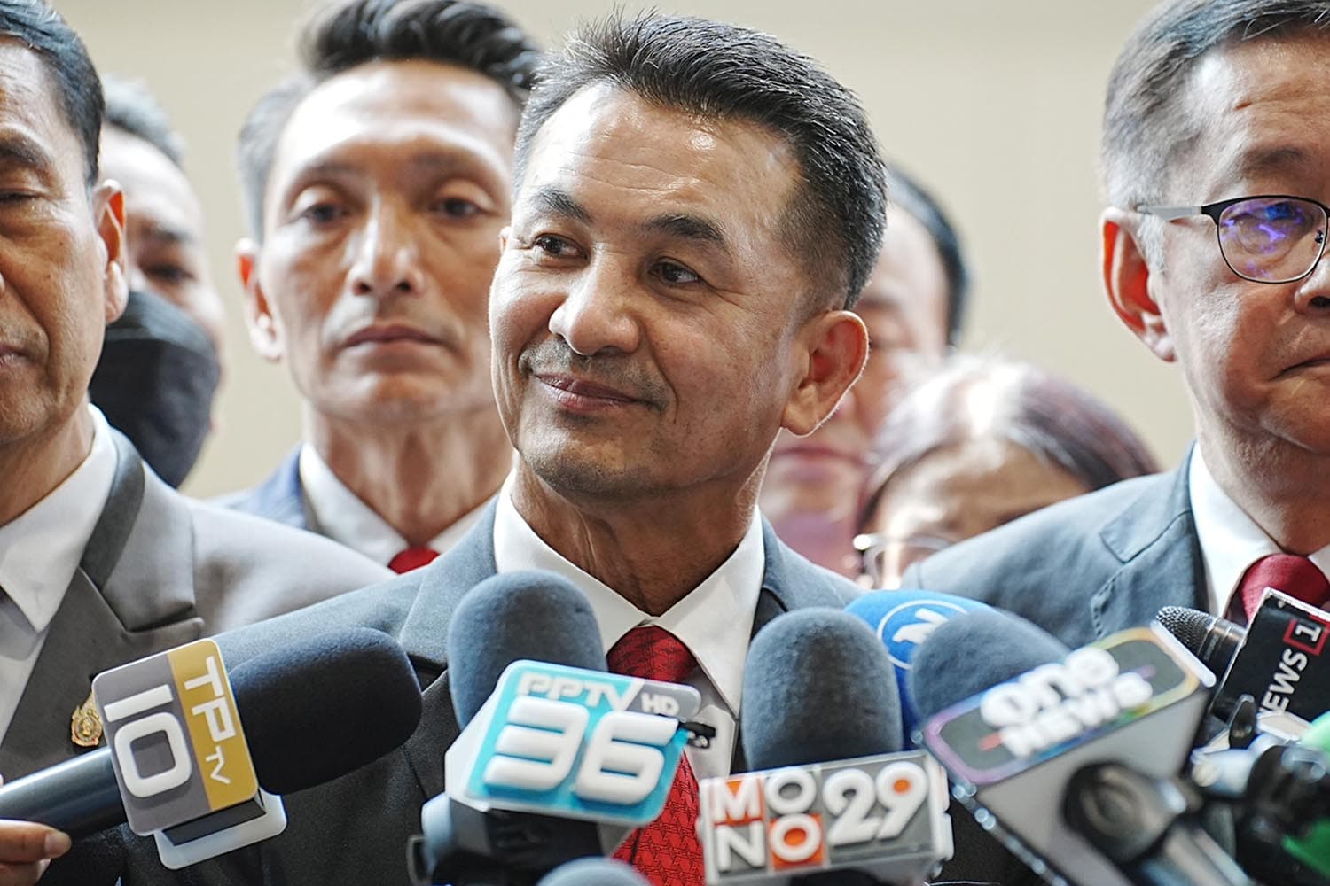 CHOLNAN_SRIKAEW_Confirm_Council_President_War_End_Before_Vote_Day_SPACEBAR_Hero_15c3ae9c4a.jpeg